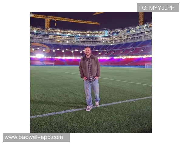 梅西重返诺坎普引发热潮点赞超2600万四条动态成热门焦点