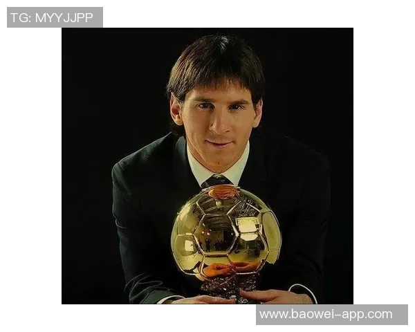 梅西再创历史包揽金球与FIFA最佳荣登第七次C罗紧随其后登贝莱成新星