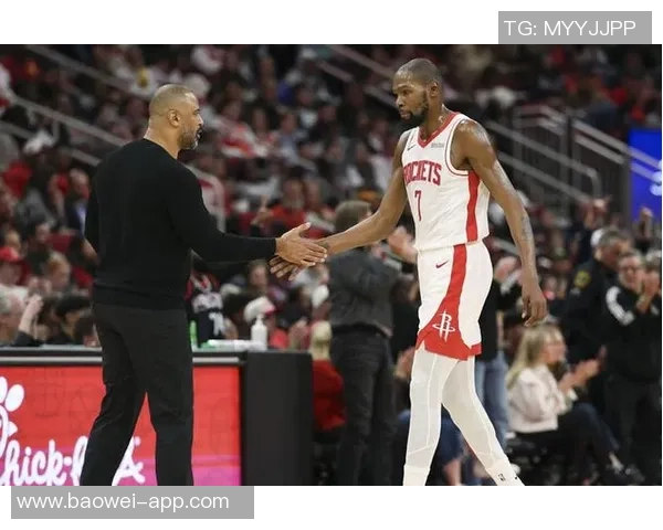 杜兰特谈申京上赛季被包夹经历自信表示有我在对手不敢轻举妄动